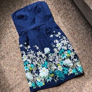 Old Navy floral strapless dress!